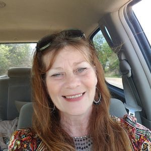 Meet your Posher, Deanna